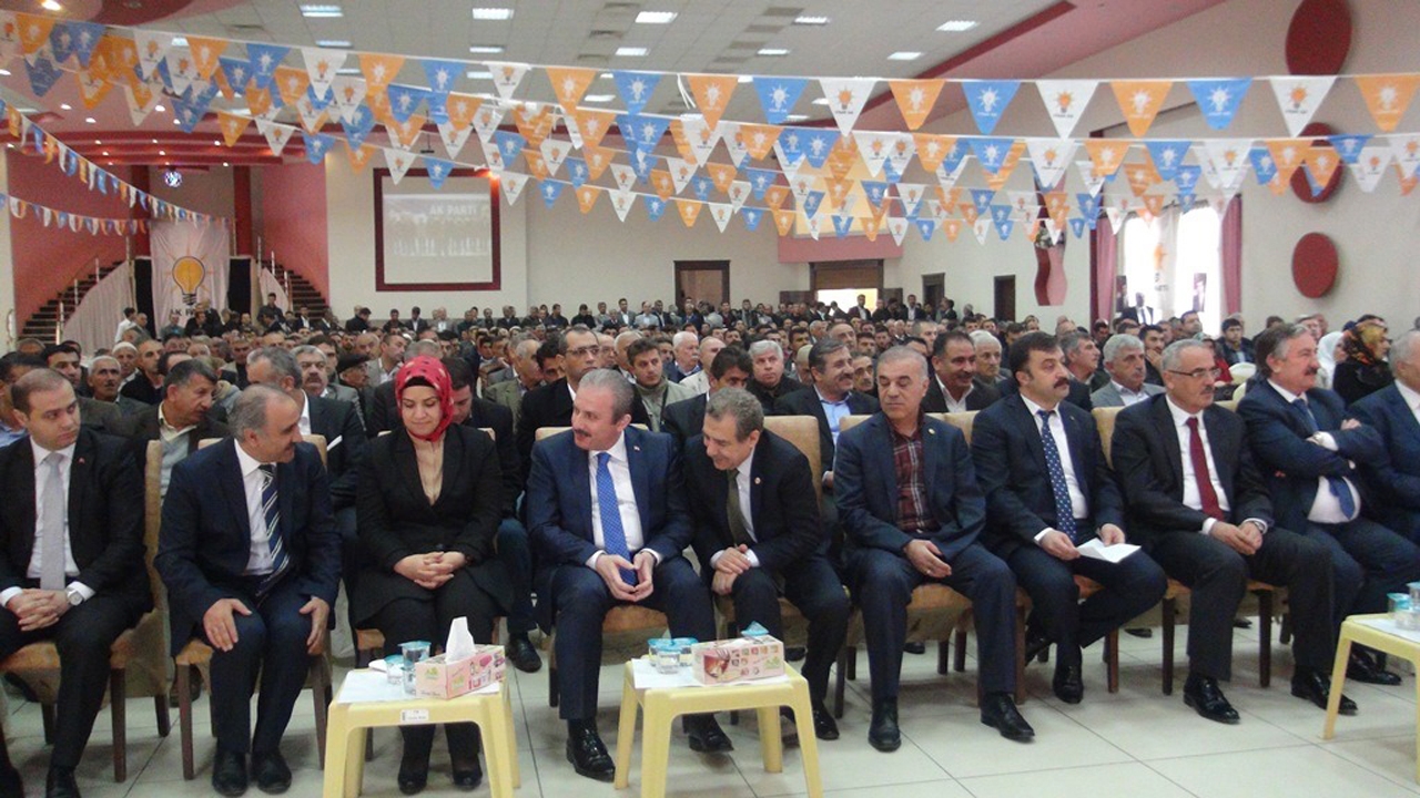 AK Parti Nusaybin 5.olağan kongresini yaptı 
